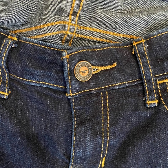 Hollister Jeans - Picture 2 of 5